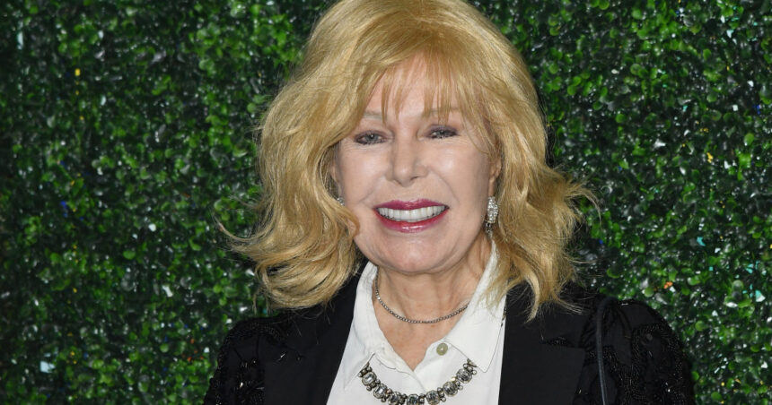 Tristețe în lumea divertismentului: Loretta Swit, celebra „Hot Lips” din „M*A*S*H”, ne-a părăsit la 87 de ani. 1 video loretta swit a murit la varsta de 87 de ani actrita a fost celebra pentru rolul hot lips houlihan din serialul de comedie mash 683e99a6cbdc5