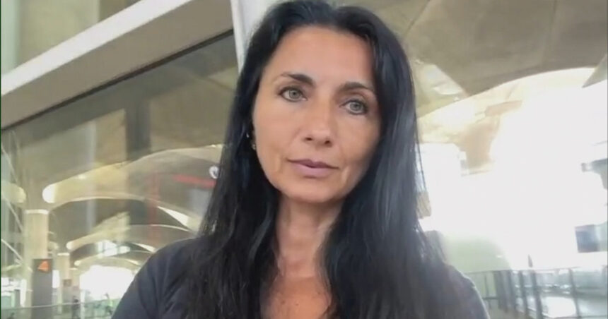 Povestea unei românce care a reușit să evadeze din Israel în urma atacurilor: „Ne-a prins nepregătiți, în miezul nopții” 1 video marturia unei romance care a reusit sa iasa din israel dupa bombardamente ne a luat prin surprindere noaptea 68501b3d473ae