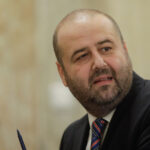 Mihai Busuioc evită întrebările legate de CV-ul său după audierea din Senat pentru funcția de judecător CCR: „Situația este evidentă” 2 video mihai busuioc a fugit de intrebari privind cv ul sau dupa audierea din senat pentru postul de judecator ccr lucrurile sunt clare 685a8432f306b