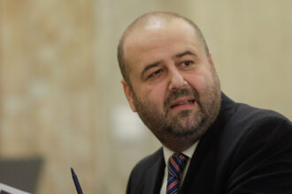video mihai busuioc a fugit de intrebari privind cv ul sau dupa audierea din senat pentru postul de judecator ccr lucrurile sunt clare 685a8432f306b