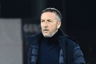 video mihai stoica e sigur ca vor retrograda formatiile din superliga pe care oficialul fcsb nu le vede bine 685191dc8436f