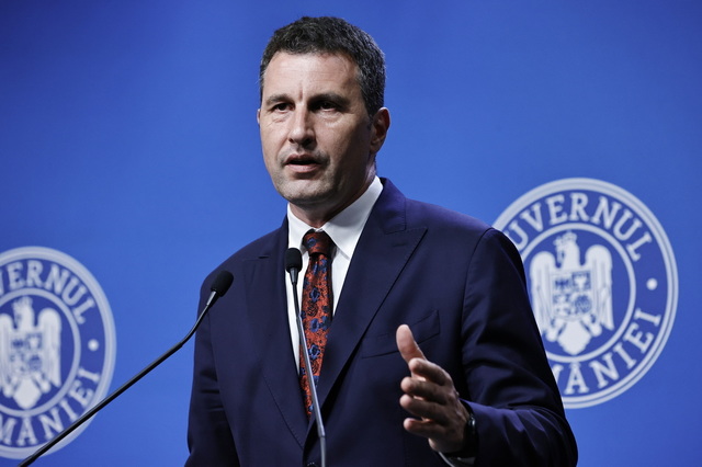 Ministrul Finanțelor: Fondurile europene rămân intacte, luăm toate măsurile necesare! 1 video ministrul de finante dupa declansarea de ce a procedurii de suspendare a fondurilor europene nu au fost suspendate niciodata nu vor fi suspendate nici acum luam toate masurile 684055415abda