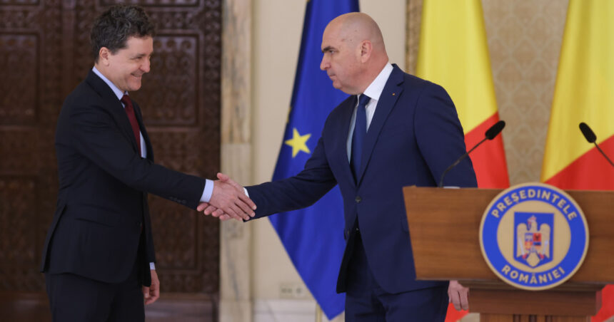 Nicuşor Dan: „Guvernul a luat decizia de a îngheţa pensiile şi salariile. Să-şi respecte angajamentele!” 1 video nicusor dan despre inghetarea pensiilor si salariilor guvernul si a asumat masura sa se tina de lucrurile pe care spune ca le face 685c205f4e99d
