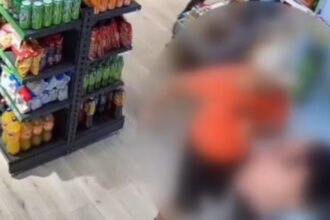video o femeie a fost batuta crunt de fostul ei sot intr un magazin din ploiesti nimeni nu i a sarit in ajutor 6852d356bdd22