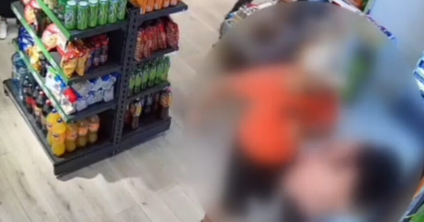 video o femeie a fost batuta crunt de fostul ei sot intr un magazin din ploiesti nimeni nu i a sarit in ajutor 6852d356bdd22