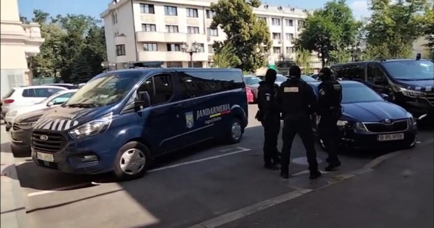 Raiduri ale DNA la Primăria Iași: Procurorii analizează angajările și activitatea departamentului de resurse umane 1 video perchezitii dna la primaria iasi procurorii verifica angajarile si activitatea biroului de resurse umane 685129f125edb