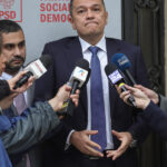 PSD inițiază un „sondaj intern” în urma discuțiilor de la Cotroceni. „Rotația cu PNL devine tot mai plauzibilă” 2 video psd face referendum intern dupa consultarile de la cotroceni varianta unei rotatii cu pnl e foarte probabila 6851bd98ea964