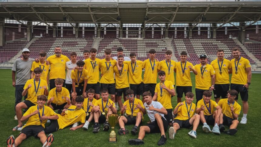 Rapid triumfă în fața FCSB-ului și cucerește titlul în Liga Elitelor U16! 1 video rapid a invins o pe fcsb si a castigat liga elitelor u16 683cae9a28295