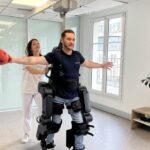 Renault își îndreaptă atenția spre viitor: exoschelete robotizate în linia de producție! 2 video renault investeste in exoschelete robotizate pe care le va introduce in productie 684295e0d9f83