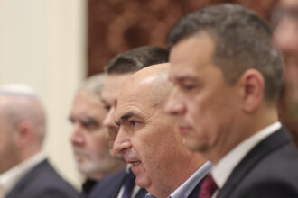 video sedinte decisive pentru formarea guvernului bolojan liderii coalitiei s au intalnit din nou duminica dimineata la negocieri 6857de0f10480