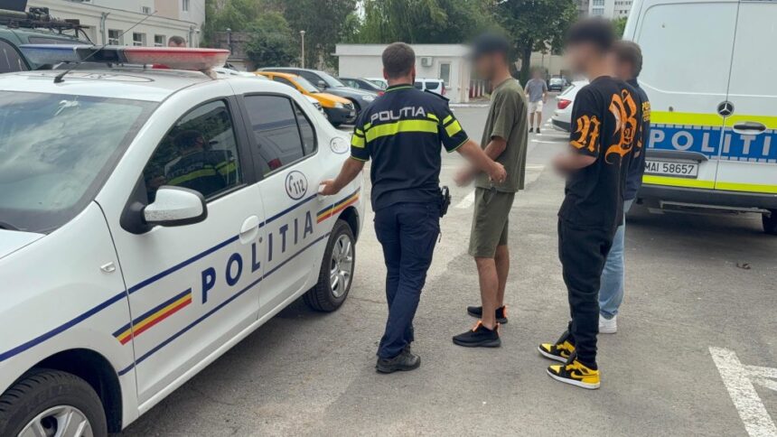 Un adolescent a căzut victimă unei tâlhării în apropierea Casei de Cultură din Constanța: autorii au fost capturați de poliție 1 video un minor a fost talharit in zona casei de cultura din constanta politistii i au retinut pe autori 6855409be6e66