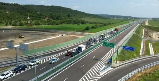O nouă porțiune de autostradă a fost inaugurată, o premieră pentru anul 2025! 1 video un nou lot de autostrada a fost deschis premiera pentru 2025 684973d53a3f6