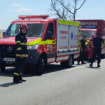 Coliziune între microbuze și autoturism în Bihor: Cinci răniți, transportați de urgență la spital 2 videofoto accident intre doua microbuze si un autoturism in bihor cinci persoane transportate la spital 68629ae2b6b2d