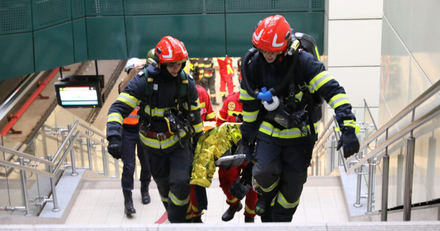 Simulare de urgență la metrou: zeci de răniți evacuați în cadrul exercițiului „Seism 2025” – ziua a doua! 1 videofoto explozie simulata la metrou zeci de victime evacuate ziua a doua a exercitiului seism 2025 6857ccb2c4edd