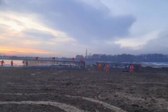 videofoto primele grinzi ridicate pe cea mai complexa structura de pe autostrada bucurestiului 68406de78237d