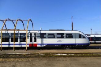 videofoto un nou tren sageata albastra revine 685e81959febc