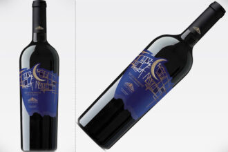 vinul zilei un negroamaro obtinut din struguri culesi in patru nopti consecutive reflectandu i astfel profunzimea si intensitatea aromatica se asociaza perfect cu aperitive pizza vitel sau branz 68622bcfd1caa