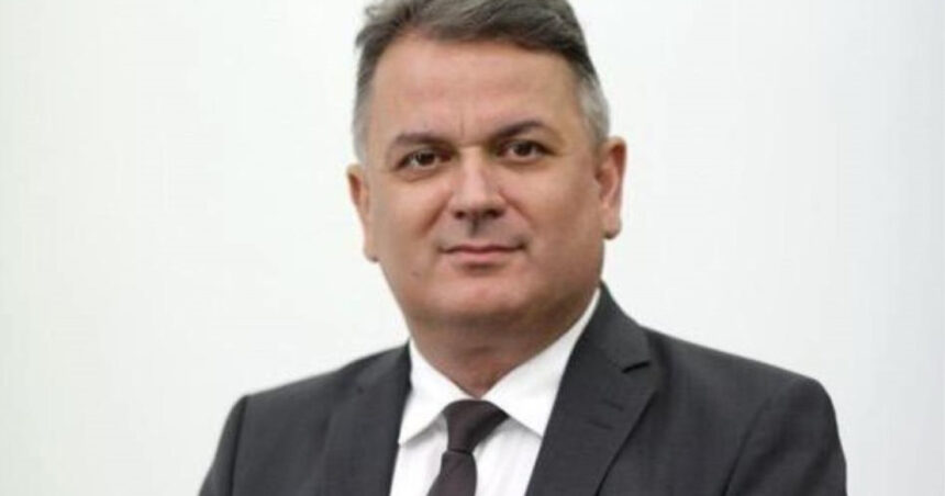 Virgil Guran: Propunerea pentru funcția de judecător al CCR nu va veni din partea PNL, ci va fi alocată PSD-ului și UDMR-ului prin intermediul algoritmului. 1 virgil guran nu o sa fie de la pnl propunerea pentru pozitia de judecator al ccr prin algoritm merge catre psd si udmr 684723ccacac5