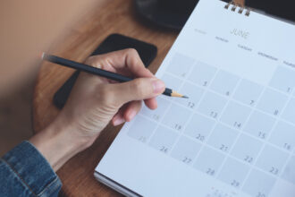 zile libere de rusalii in 2025 urmeaza un weekend prelungit pentru salariatii din romania 683e75be843fd