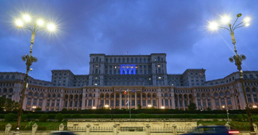 Festivitatea Zilei Copilului la Camera Deputaților: Distracție, întâlniri cu staruri ale fotbalului și acces gratuit în instituție! 1 ziua copilului sarbatorita la camera deputatilor spectacole intalniri cu fotbalisti celebri si vizita gratuita in institutie 683c11f3640c7