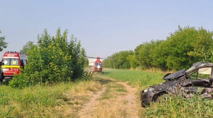 Accident rutier în Ialomița: Doi adulți și doi copii, transportați de urgență la spital 1 2 adulti si 2 copii au ajuns la spital in urma unui accident rutier produs in judetul ialomita 6887286a6ecdd