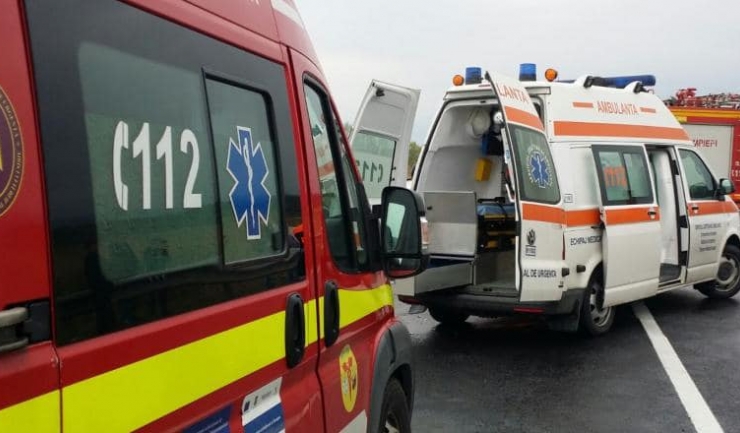 Coliziune pe A2: 10 persoane afectate între Medgidia și Constanța 1 accident rutier pe a2 intre medgidia si constanta 10 persoane implicate 68870809c8a62