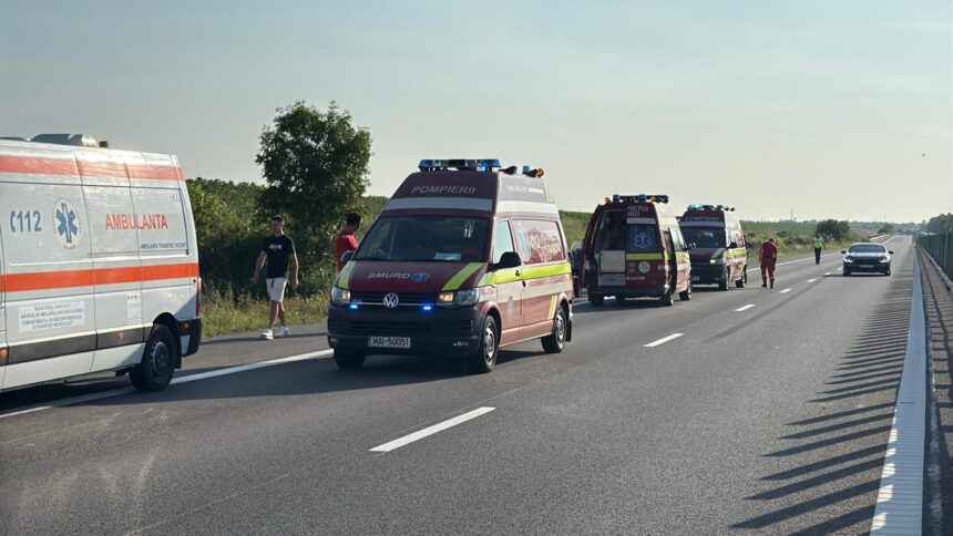 Coliziune Devastatoare pe A2, Autostrada Soarelui: 10 Persoane Afectate și Intervenție de Urgență! 1 accident teribil pe a2 autostrada soarelui sensul medgidia spre constanta sunt 10 persoane implicate a fost chemata autospeciala pentru victime multiple 688701b869074