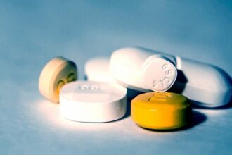 analisti acordul comercial ue sua ar putea adauga pana la 19 miliarde de dolari la costurile industriei farmaceutice 688875f91ae61