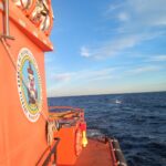 ARSVOM: Salvare spectaculoasă în Portul Constanța: un marinar cu afecțiuni cardiace adus în siguranță de pe o navă sub pavilion tanzanian 2 arsvom interventie de urgenta in portul constanta marinar cu probleme cardiace salvat de pe o nava sub pavilion tanzania 6884c039865d3