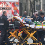 Tragedie în inima New York-ului: patru vieți pierdute, printre care și a unui ofițer, în urma unui atac armat într-un zgârie-nori. Agresorul s-a sinucis. 2 atac armat intr un zgarie nori din new york patru morti inclusiv un politist atacatorul s a sinucis 6888623873469