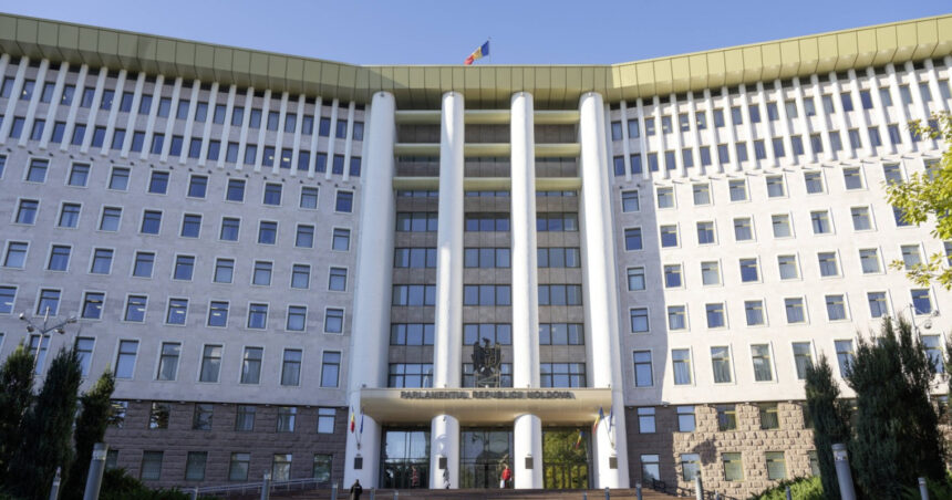 AUR își aduce aportul în alegerile din Republica Moldova. Simion transmite un mesaj captivant la conferința „Fă Europa Mare din Nou”, desfășurată la Chișinău. 1 aur se implica in alegerile din republica moldova simion cu mesaj video la conferinta make europe great again de la chisinau 68889d24c4fd7