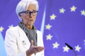 banca centrala europeana mentine dobanda cheie neschimbata in asteptarea unui acord comercial ue sua mesajul lui christine lagarde 688265860c801