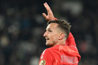 bataie pe stefanescu mihai stoica a anuntat unde va ajunge oaia neagra a fcsb ului 68867b8cf3388