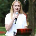 Camelia Potec, după ce Popovici a ajuns în finala Campionatului Mondial: Ambiția lui este să obțină un loc fruntaș, poate chiar să-și depășească propriul record. 2 camelia potec dupa calificarea lui popovici in finala cm va incerca sa se claseze cat mai sus poate chiar si cu un record personal 6888ad718ebd2