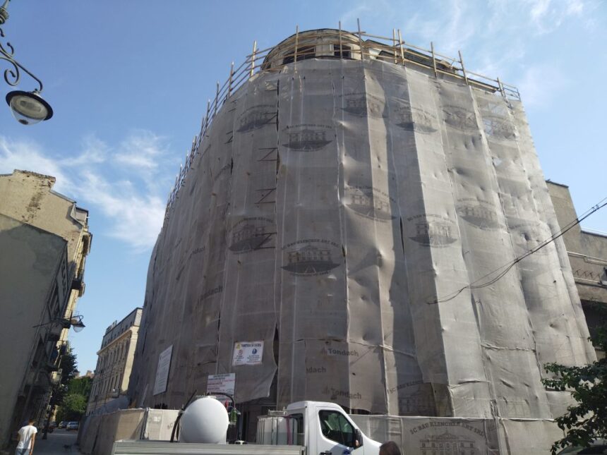 Casa Embiricos, odinioară Palatul Navigației, va beneficia de o renovare înainte de noul termen limită stabilit. 1 casa embiricos fostul palat al navigatiei va fi reabilitata inainte de noul termen impus 688a9d91ad197