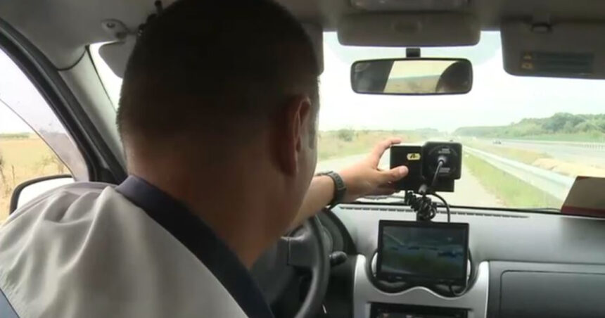 Un bărbat din Harghita a fost sancționat după ce a încercat să mituiască un agent de circulație cu 100 de lei în talon! 1 ce pedeapsa a primit un barbat din harghita care a mituit un politist de la circulatie pentru inceput cu 100 de lei pusi in talon 6888b38aa3d43