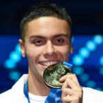 Materialele misterioase ale medaliei câștigate de David Popovici la Singapore în proba de 200 m liber 2 din ce a fost confectionata medalia lui david popovici obtinuta la singapore in proba de 200 m liber 6889e04dc6d17