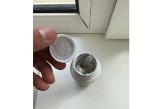 doua tigarete cu substanta vegetala psihoactiva gasite de jandarmi asupra unui barbat in costinesti 688a14174ec9d
