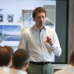 VGP, companie condusă de doi miliardari belgieni, demarează lucrările pentru un nou proiect în apropierea Bucureștiului și explorează oportunități într-un alt oraș. 3 exclusiv foto vgp detinut de doi miliardari belgieni incepe constructia unui nou proiect langa bucuresti si mai tatoneaza un oras 688aa0d80a2f2