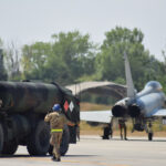Operațiuni Militare Senzationale la Baza Aeriană Mihail Kogălniceanu: Încărcare Caldă pentru Avioanele Eurofighter 2 foto operatiuni militare inedite la baza aeriana mihail kogalniceanu alimentare la cald a avioanelor eurofighter 688333e32f928