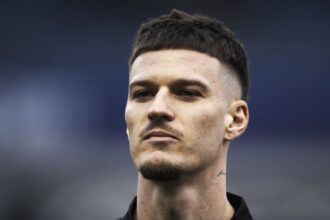 gestul facut de dennis man i a facut pe italieni sa isi schimbe parerea un semn pozitiv a trecut ceva timp de cand l am vazut asa 688786e7971c5