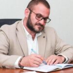 Horia Constantinescu, transferat la CJPC Ialomița, a obținut în instanță anularea deciziei. 2 horia constantinescu mutat la cjpc ialomita a castigat in instanta suspendarea deciziei 688a30efa8c37