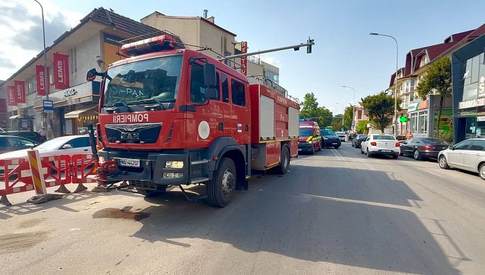 Flăcări în inima Tulcei: Trei persoane cedează în fața panicii! 1 incendiu la un spatiu comercial din municipiul tulcea trei persoane au suferit atac de panica 6887a72b0f3f4