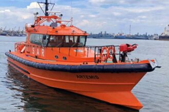 interventie arsvom in portul constanta a fost preluat un marinar cu dureri cardiace 6884bcd6c9467