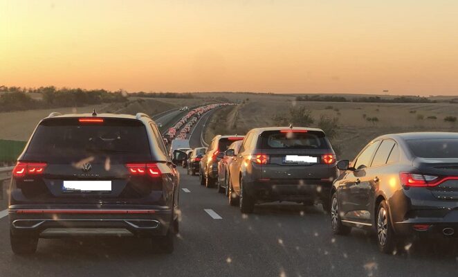 Mâine, interdicții de circulație pentru vehicule grele din cauza căldurii extreme. Județul Constanța se află pe lista afectată. 1 maine restrictii de tonaj din cauza caniculei este vizat si judetul constanta 6883cebc66318