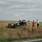 Accident pe DN 22, în Mihail Kogălniceanu: Trei persoane au nevoie de îngrijiri medicale după răsturnarea unei mașini 3 masina rasturnata pe dn 22 la mihail kogalniceanu sunt trei victime asistate medical 6888bcd2b0859