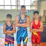 Luptătorii tineri de la CS Medgidia se întrec în competiția internațională de la Istanbul 3 micii luptatori de la cs medgidia concureaza la turneul international de la istanbul 68834f7580b56