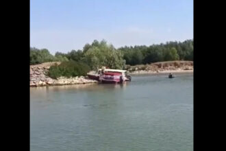 militarul care conducea barca rasturnata in delta dunarii a fost retinut 4 oameni au murit in accident 688a32bec1b55