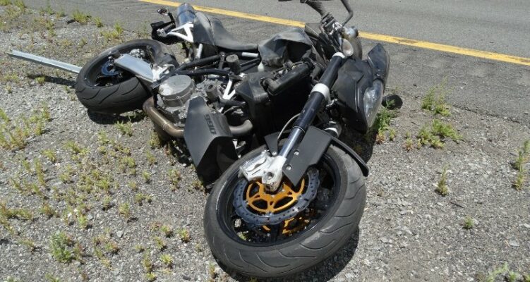 Accident rutier grav: Un motociclist a suferit răni între Darabani și Vâlcele, în județul Constanța 1 motociclist ranit in urma unui accident intre darabani si valcele judetul constanta 688b00b4a867b
