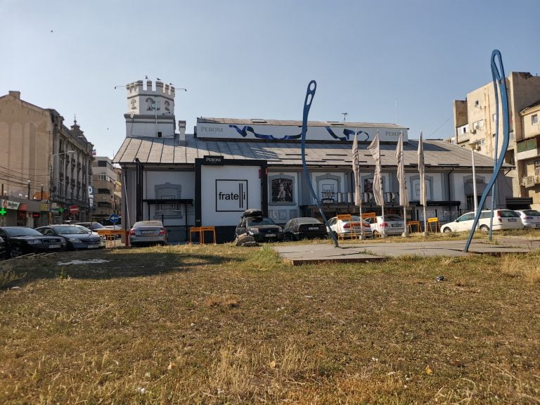 Primăria își exprimă interesul pentru locul unde a funcționat Hotelul Continental de pe Bulevardul Ferdinand: primele pași în vederea exproprierii. 1 municipalitatea interesata de terenul pe care se afla hotelul continental de pe bulevardul ferdinand demersuri incipiente pentru